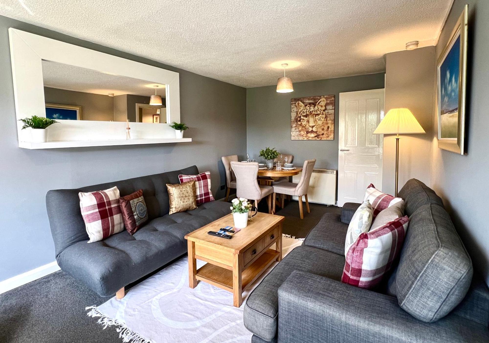 Spacious 2 Bed-Flat In Glasgow City - Free Parking Exterior foto